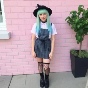 13 pastel goth outfits featuring soft hues with edgy styles for a unique, bold fashion look.